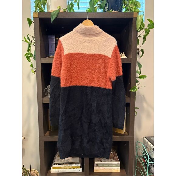 Shop The Mint Black Color Block Snuggle Sweater Dress Size Large - Picture 3 of 5